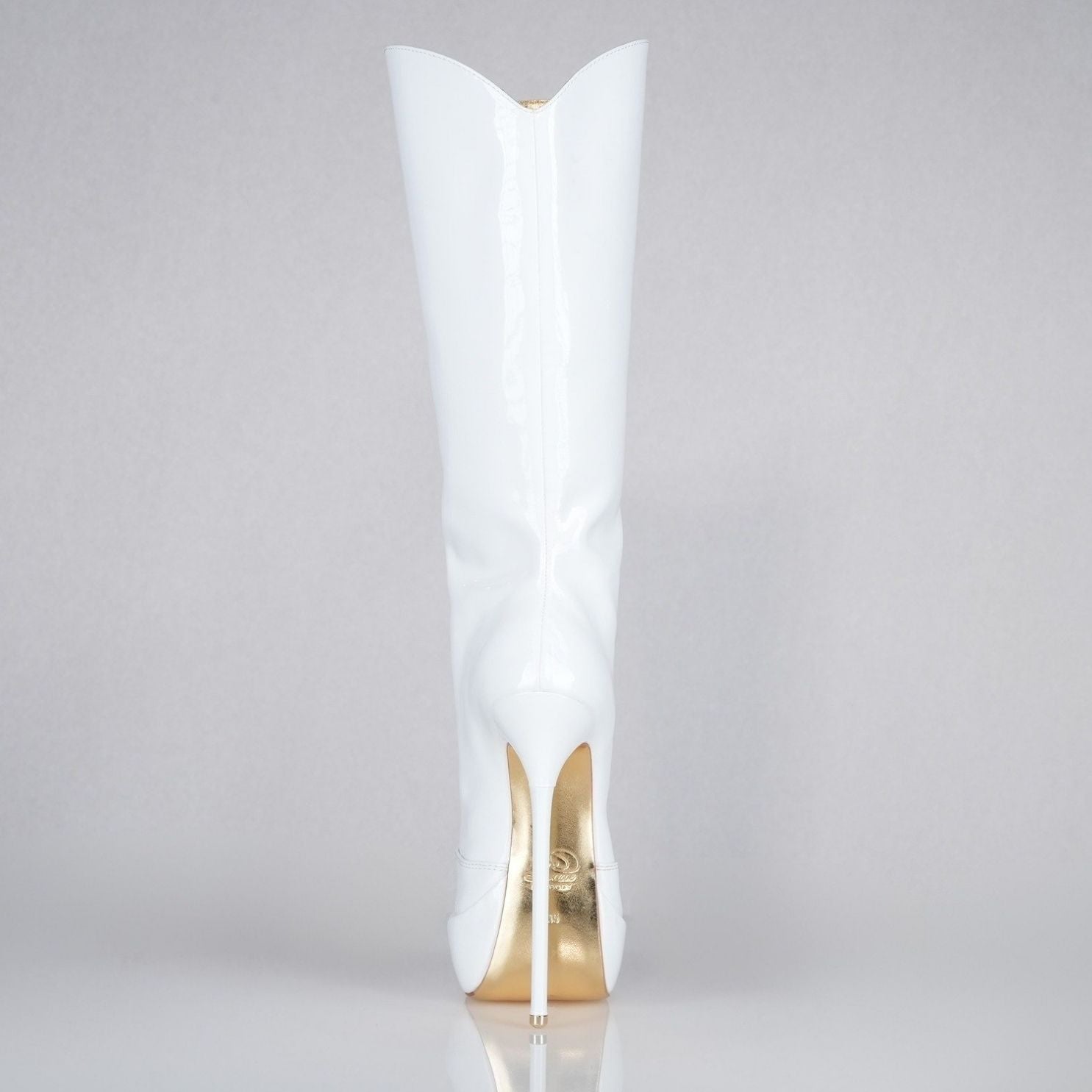 Mistress white patent high heel knee-boots with 160mm (6 inch) Superarch stiletto high heels, sky high 6 inch high heels back view.
